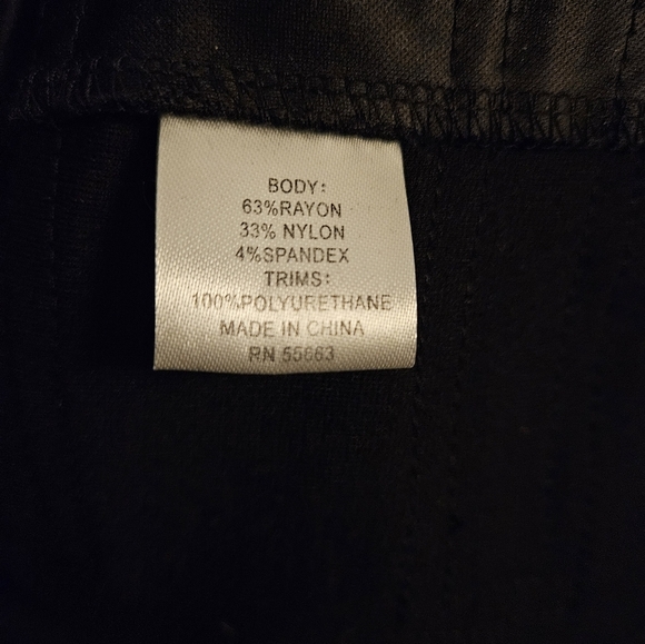 Athena Marie Black Asymmetrical Skirt-Size Medium - Picture 13 of 14